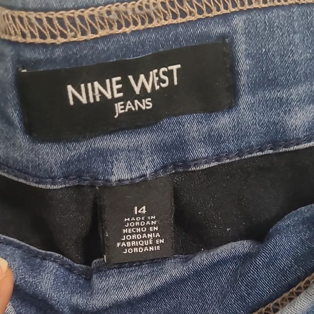 (FF) Nine West HEIDI PULL ON CROPPED Denim Blue Women's Jeggings - Picture 2 of 10